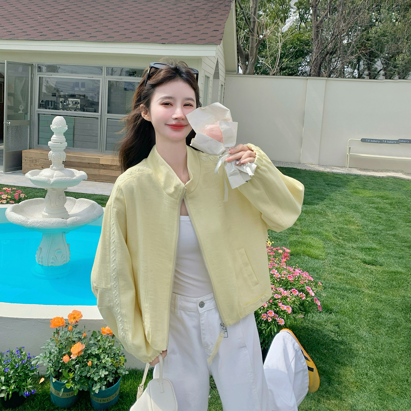 设计感小众奶黄色立领外套女春季2026新款短款小个子复古超火上衣