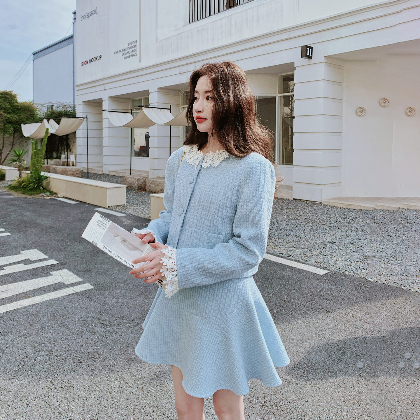 轻奢小香风蕾丝拼接蓝色格子套装