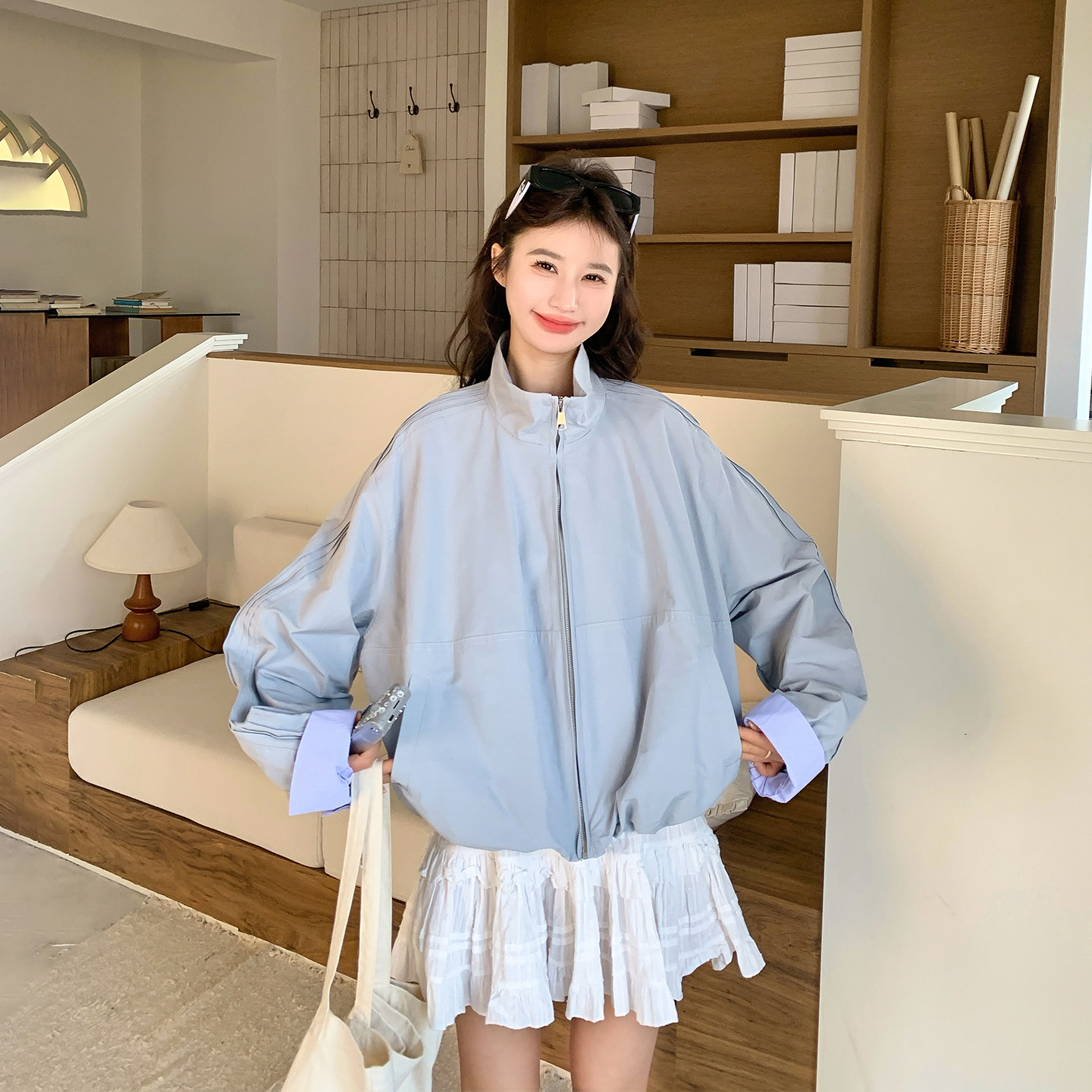 巨好看减龄设计感蓝色外套女春季2026新款小个子今年流行爆款夹克