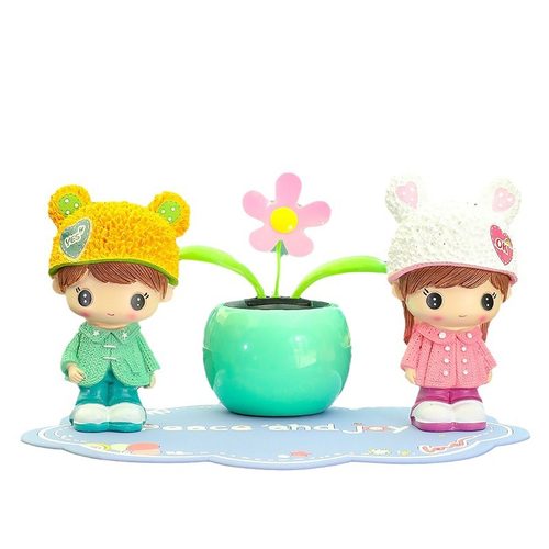 卡通情侣公仔汽车中控台饰品汽车摆件全家福太阳花娃娃车载装饰品