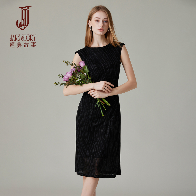 经典故事高端亮面小个子黑色连衣裙女2025新款夏季无袖背心裙掐腰