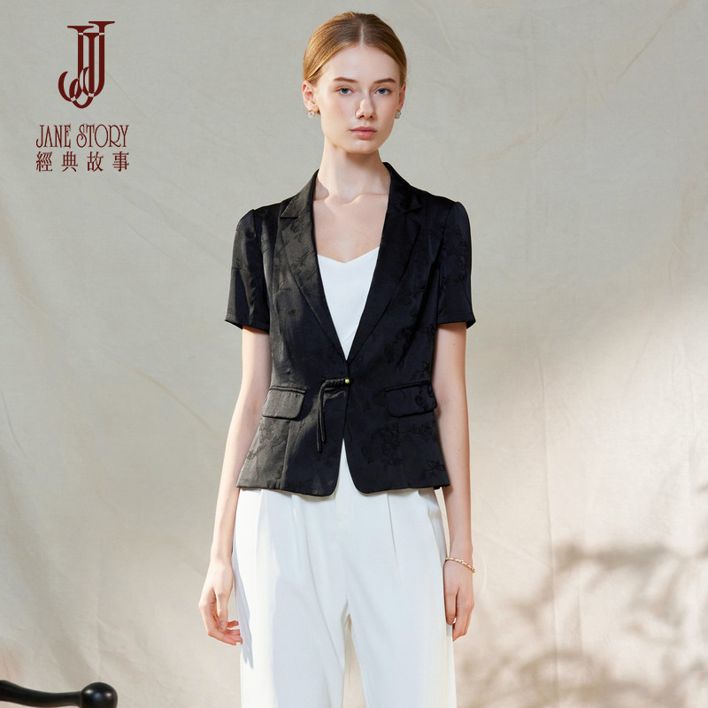 黑色平驳领西装外套女2026夏季新款薄款设计感中式盘扣缎面小西服