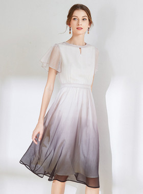 经典故事官方旗舰店2024新款连衣裙女C212P025801BJ