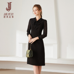 2026新款春季知性正式场合连衣裙女长袖高端法式气质显瘦小黑裙