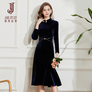 经典故事气质立领丝绒连衣裙女2025新款秋冬设计感中式高端鱼尾裙