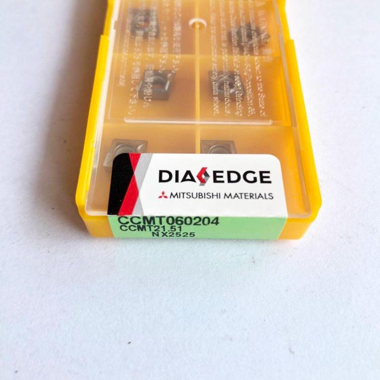 日本三菱 数控刀片CCMT060204 NX2525 09T304 金属陶瓷 光洁度高