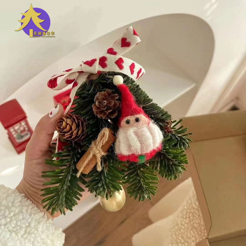 圣诞节装饰北欧ins风诺贝松花环门挂diy老人车挂家用客厅楼梯挂件