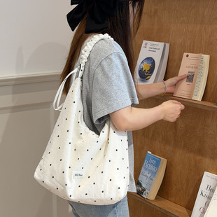 韩系少女碎花波点帆布包2026新款大容量百搭单肩包学生上课通勤包