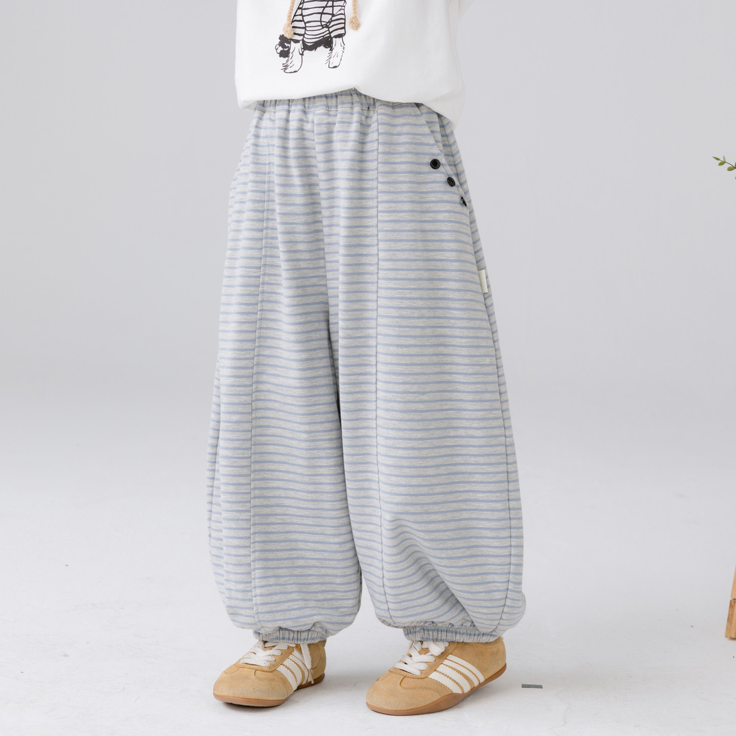哈依鲁2026春秋季新款女童卫裤儿童中大童萝卜条纹宽松休闲灯笼裤图片