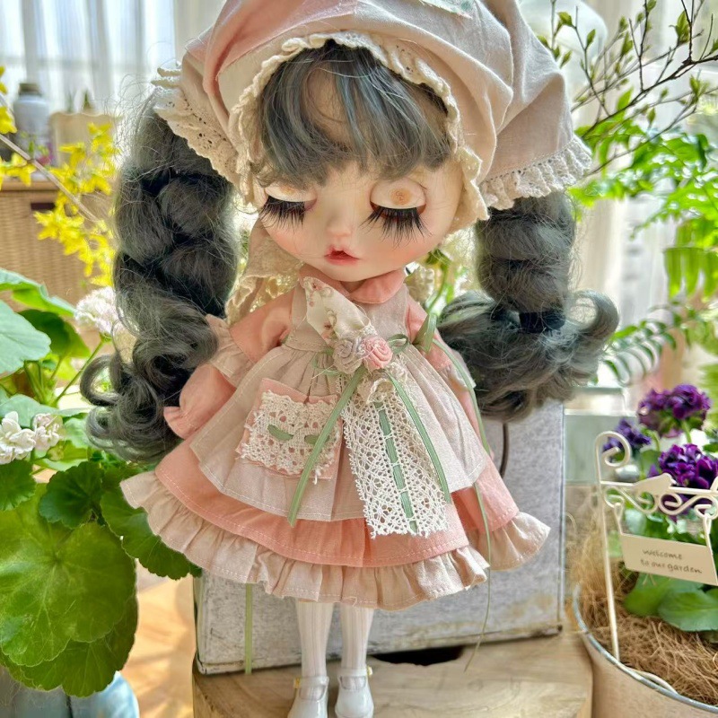 blythe小布娃娃复古洛丽塔连衣裙