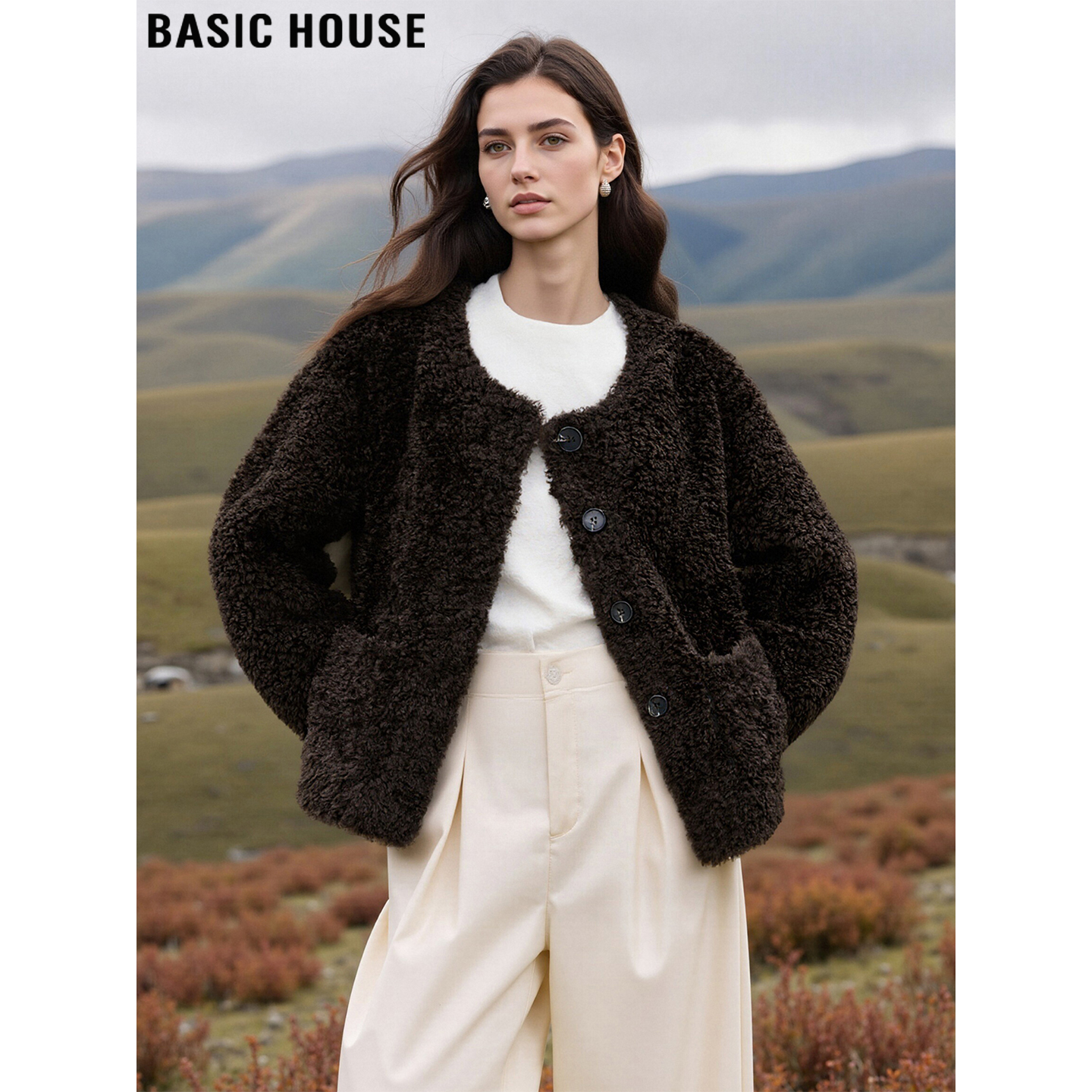 百家好高级感深灰色圆领加厚外套