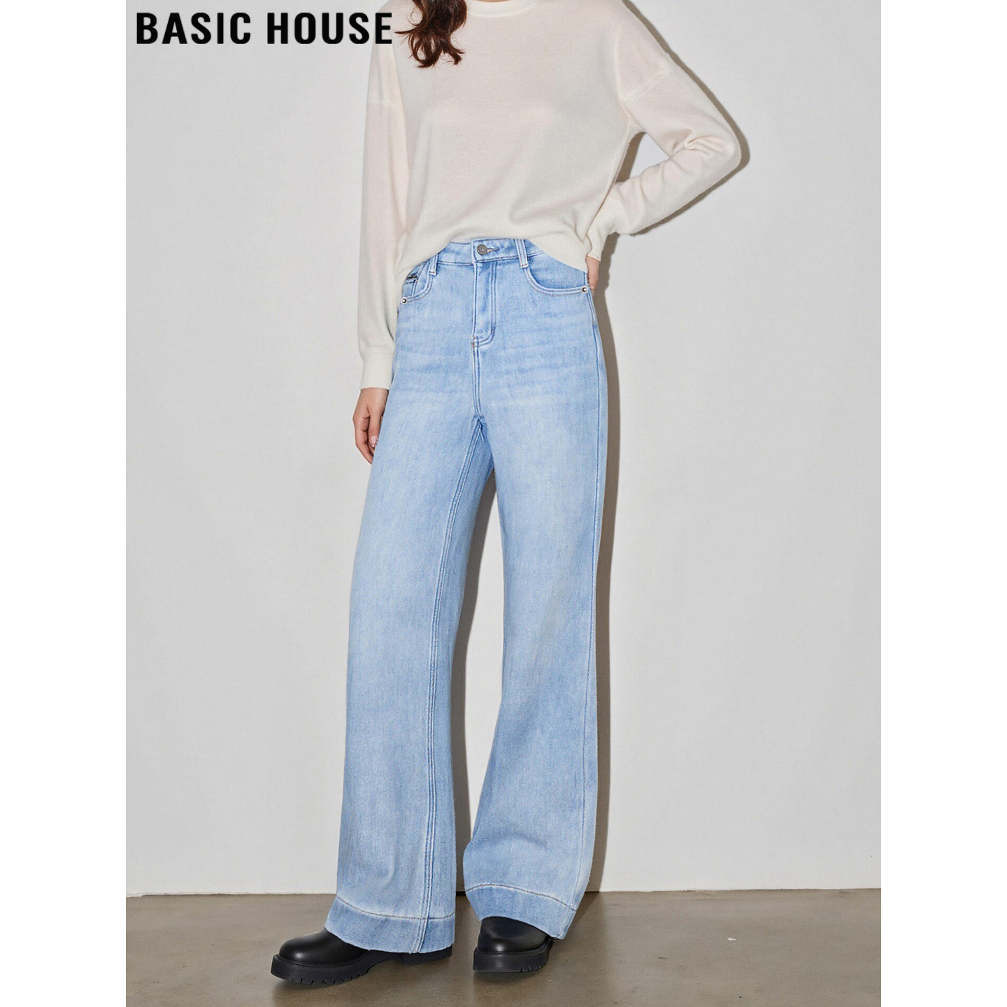 浅蓝色阔腿牛仔裤加绒大码直筒裤