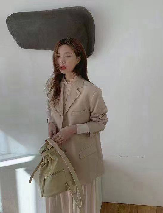 现韩国正品 春秋女款经典简约气质高级感宽松纯色西服西装外套