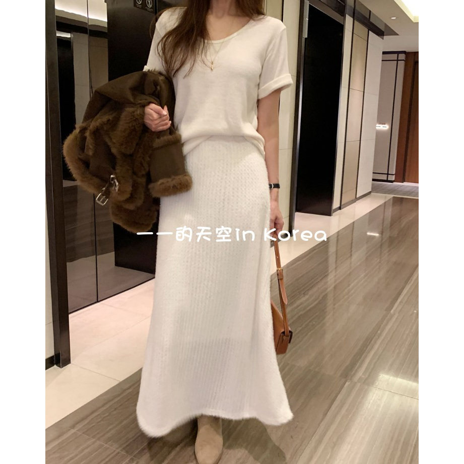 温暖毛茸茸半裙韩国代购2025冬季新款气质淑女风弹力修身半身长裙