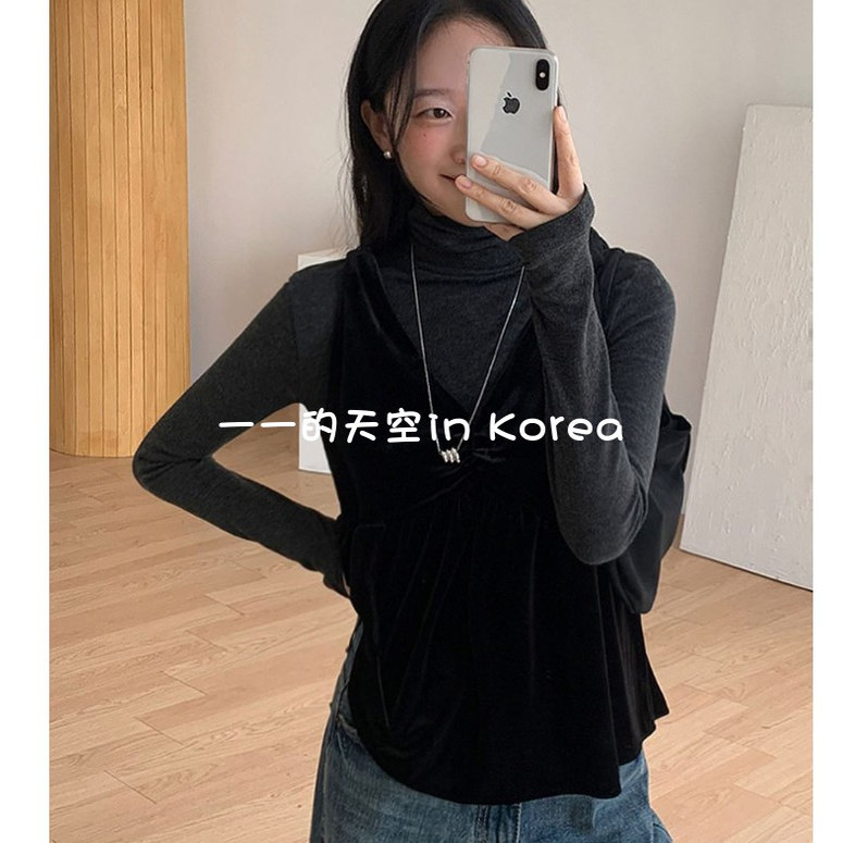 天鹅绒v领上衣韩国东大门代购2025秋冬女装新款精致褶皱设计背心