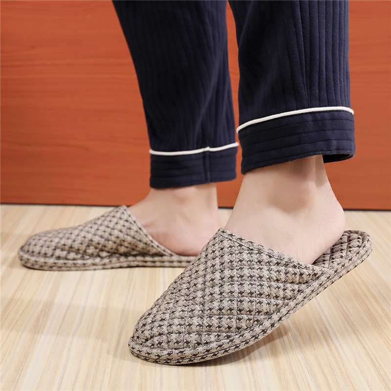 起彩包脚静音甜美室内舒适拖鞋