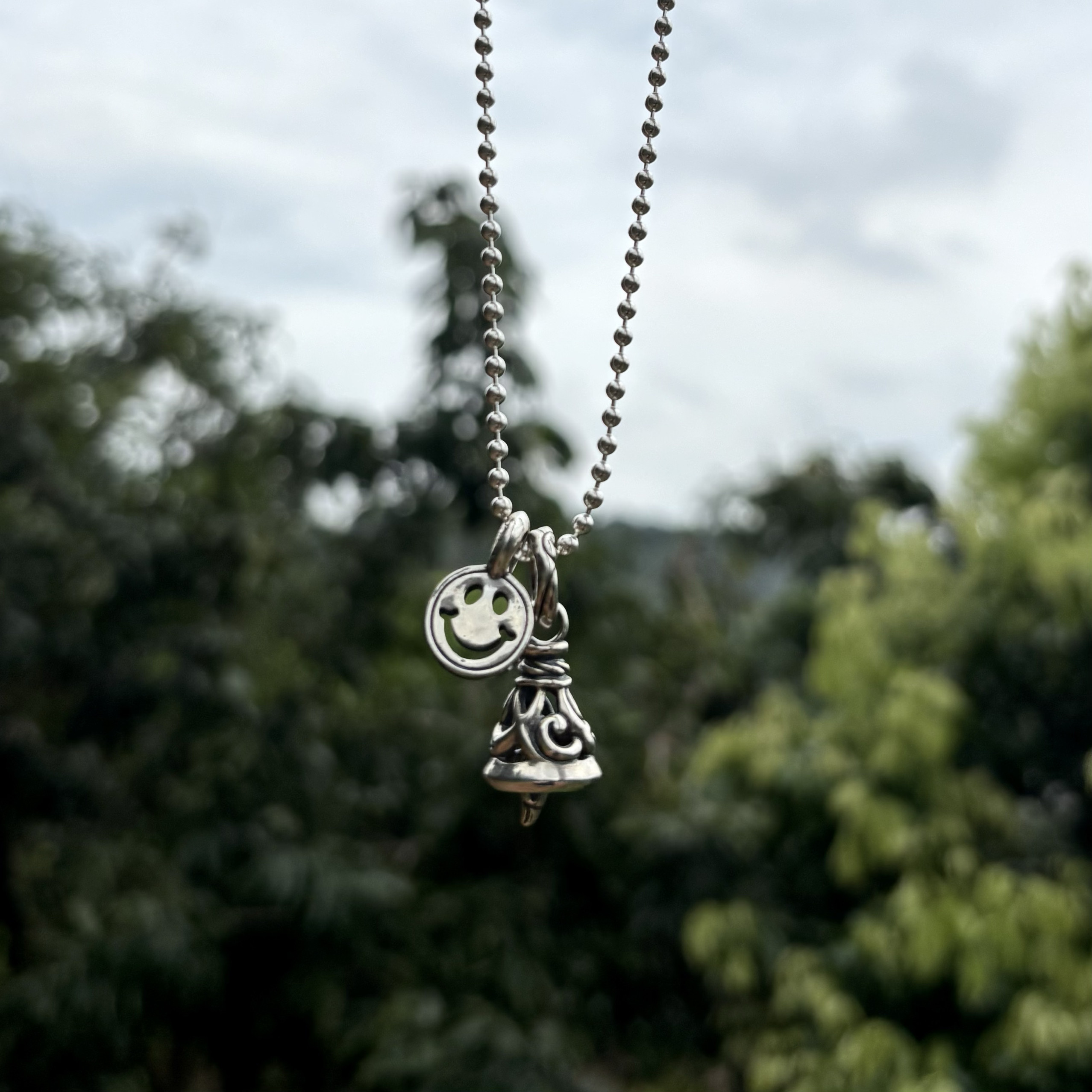 思涵银工坊925纯银Lone ones铃铛混搭BWL笑脸吊坠男女款圆珠项链