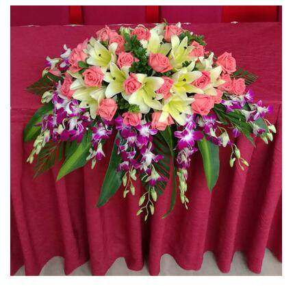 签到台花桌花会议演讲台用花商务台花上海鲜花静安浦东同城配送花