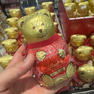 原装 Lindt瑞士莲软心牛奶开心果薄荷黑巧克力香港限定礼盒圣诞款