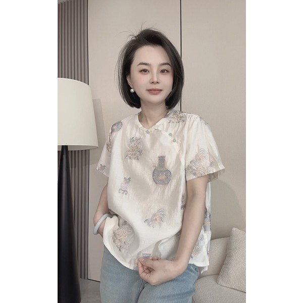 大掌柜推荐 《如意瓶》手工刺绣短袖衬衫女