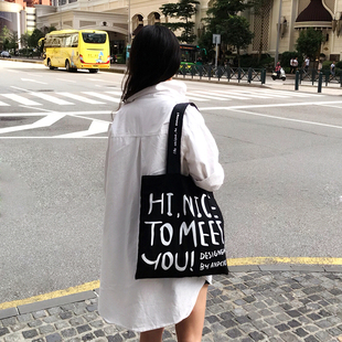 港风简约chic大字母帆布包购物袋斜挎女包单肩手提袋学生ulzzang