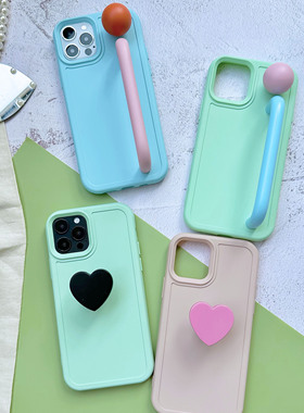 TRSTUDIO独家原创设计马卡龙撞色把手爱心支架手机壳冰淇凌磨砂全包软壳适用于iphone15premax1412pro桃心