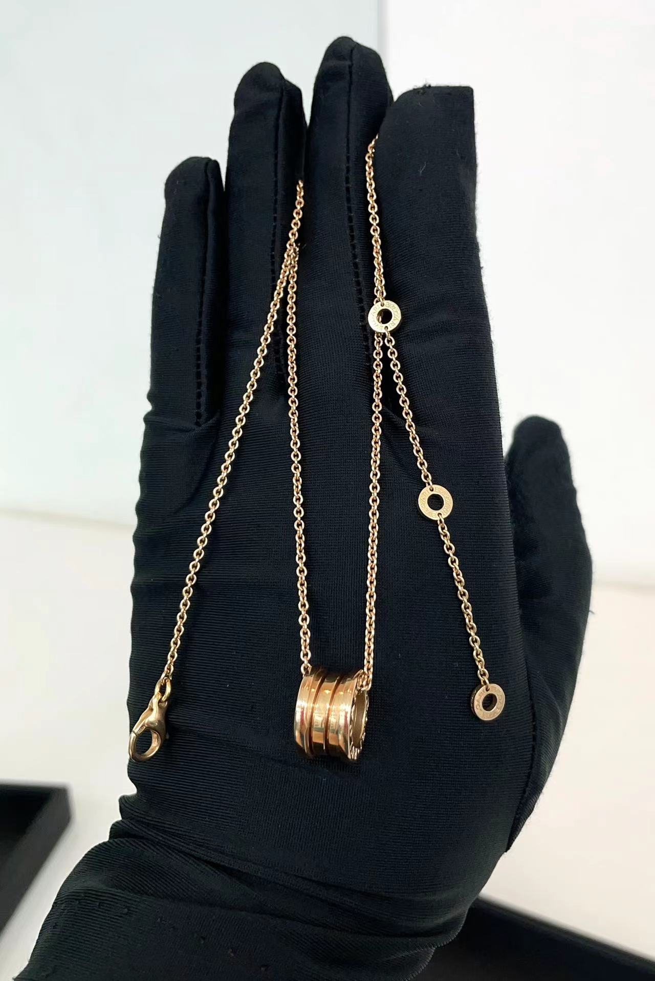 b*vlgari宝格丽b.zero1系列18k黄金弹簧三环项链吊坠直径1.5cm