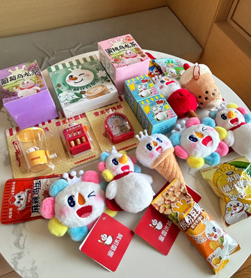 蜜雪冰城雪王玩具周边零食好运系列挂件拉霸机弹珠机薯片可爱正版