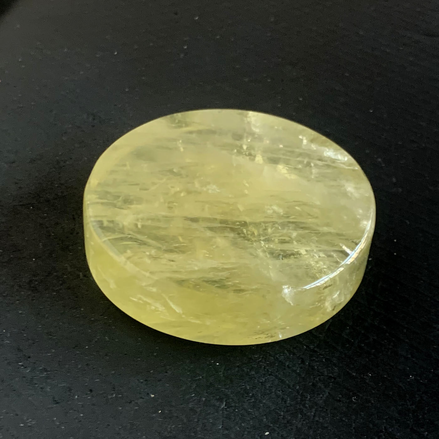 天然黄水晶手镯芯把玩