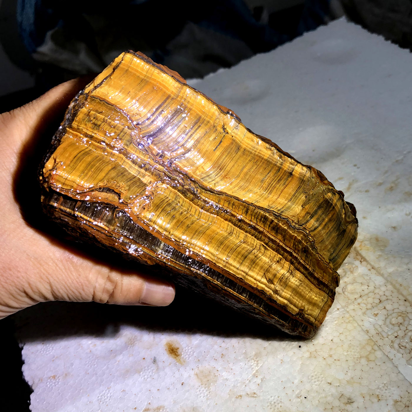 大块天然黄虎石原矿毛料虎眼石