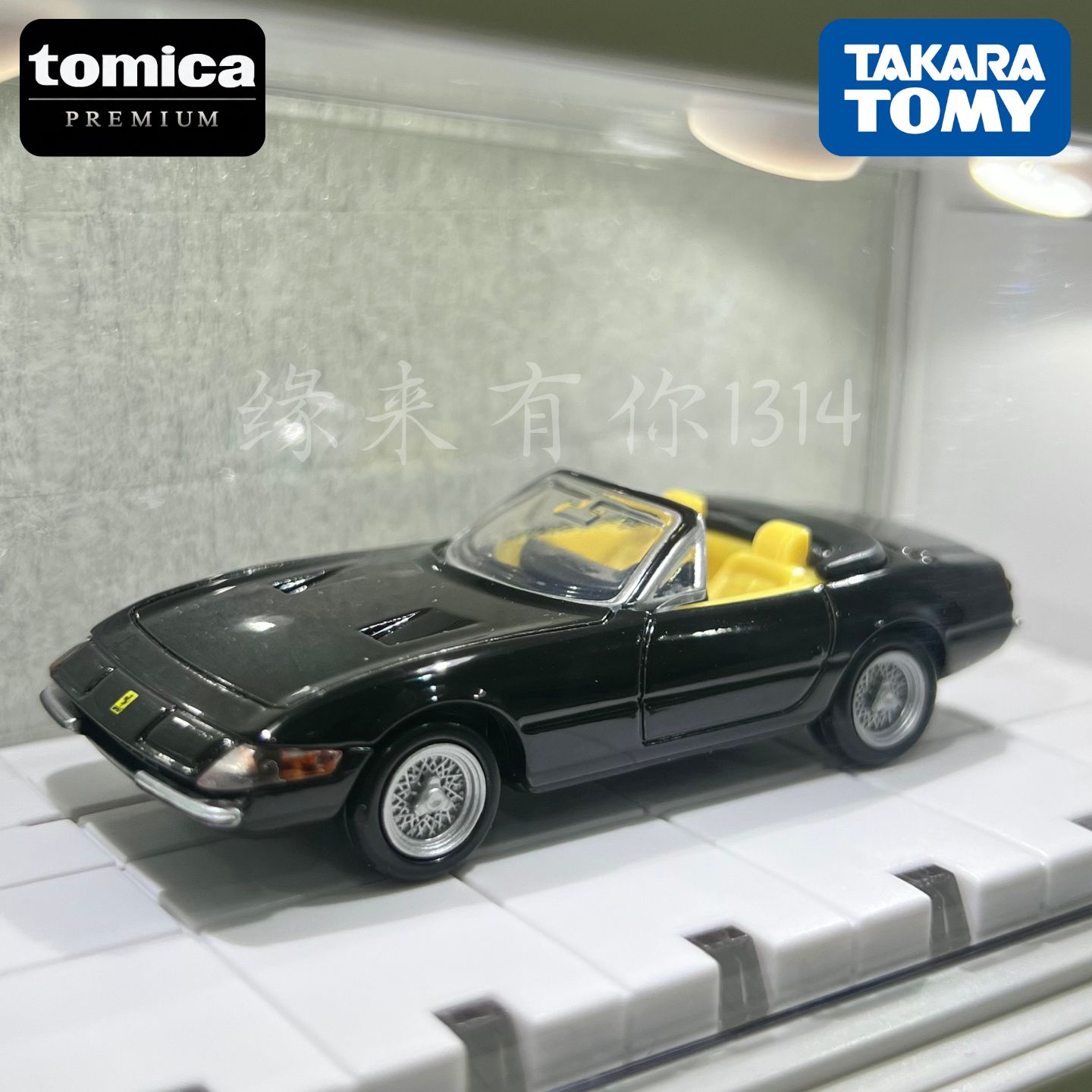 日本进口TMKARA多美卡黑盒旗舰版TP36法拉利365 GTS4合金仿真车模