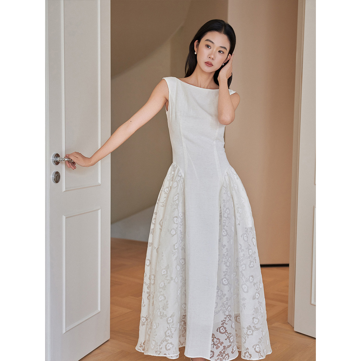 签儿原创法式复古一字领蕾丝收腰小白裙无袖订婚重要场合连衣裙女