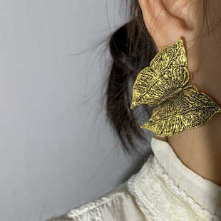 欧美夸张设计感中古做旧蝴蝶造型大耳环港风无洞耳饰女高级感耳夹