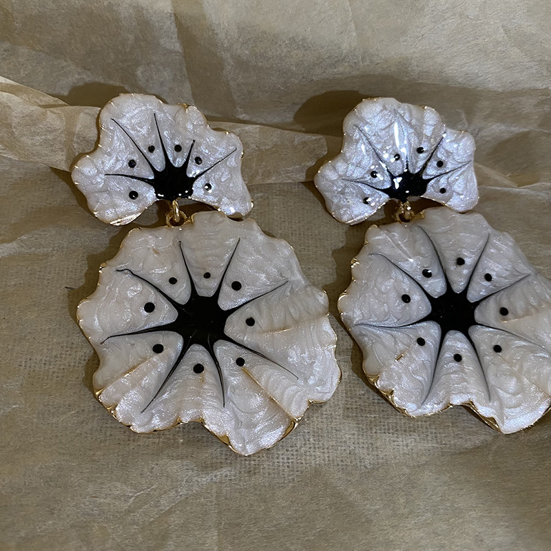 欧美夸张复古滴釉白色大花朵耳环高级感小众个性气质耳饰耳坠耳夹,饰品/流行首饰/时尚饰品新,耳环,淘宝优惠券,粉丝福利购,淘宝优惠卷