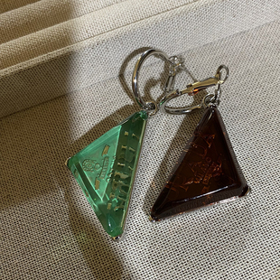 有气场的耳饰老钱风贵气三角形几何设计小众高级感独特耳环耳圈