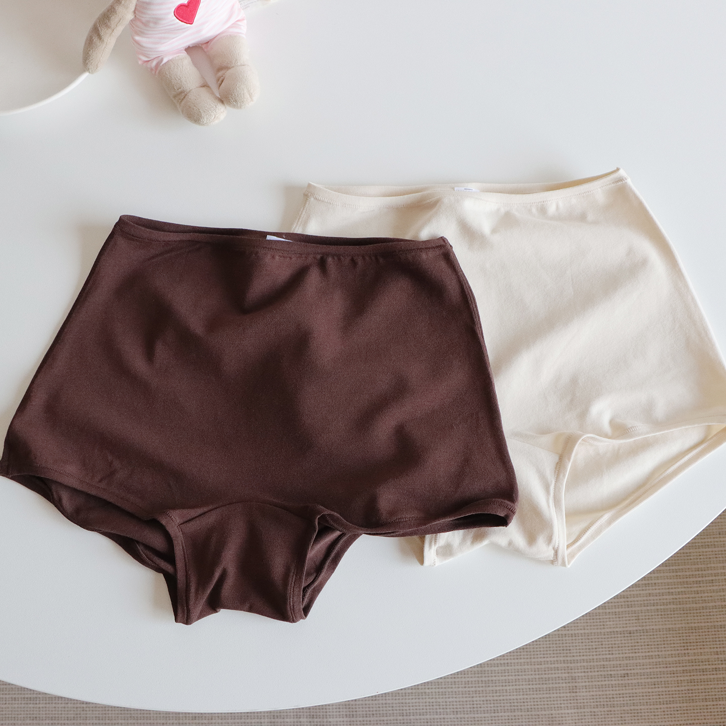 简约百搭中高腰舒适包臀平角裤内裤女棉质小平角四角短裤防走光