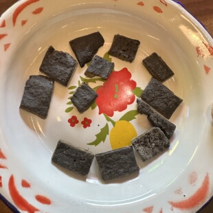 【非遗德昂酸茶】德凤德昂族酸茶凝固的山泉官寨料养生茶舂制煮茶