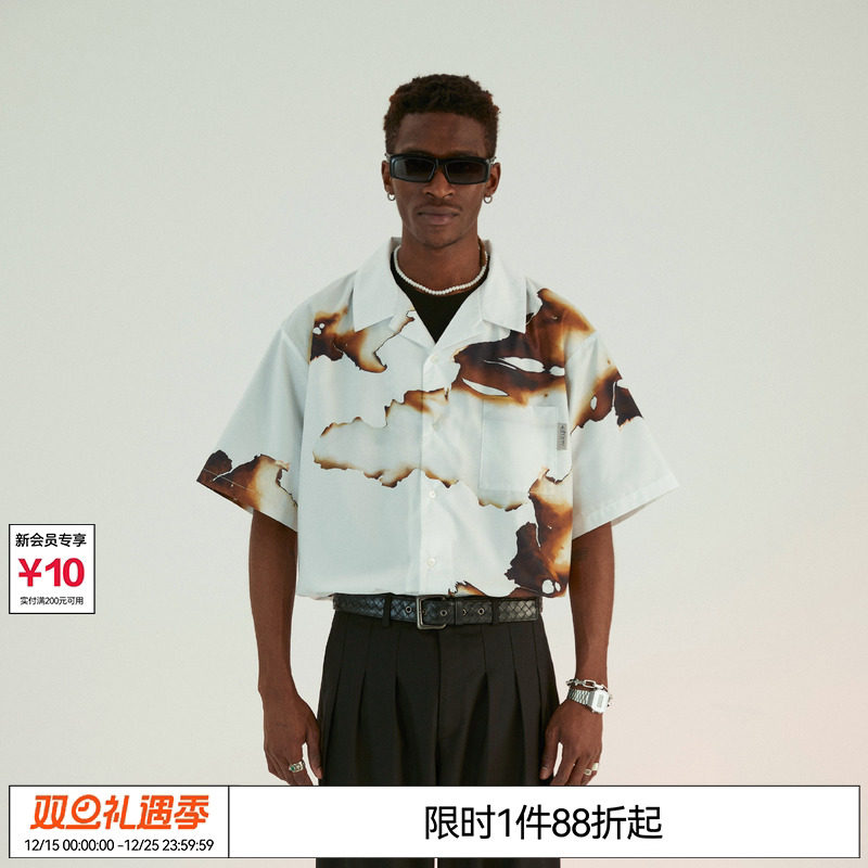 EMPTYREFERENCE印花短袖衬衫