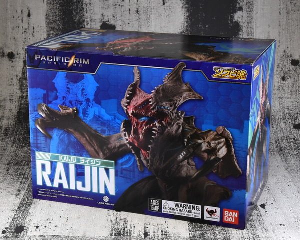 全场特价包邮 奥特曼 怪兽 环太平洋 raijin 雷怪 怪物 正版 万代