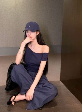 【CCHUN ZI】纯欲斜露肩短袖t恤女夏季新款显白修身正肩小上衣