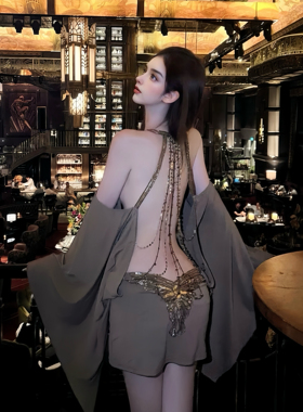 MSTO BALLET 暗夜蝶姬 2026新款连衣裙哑光醋酸露背金属挂脖裙