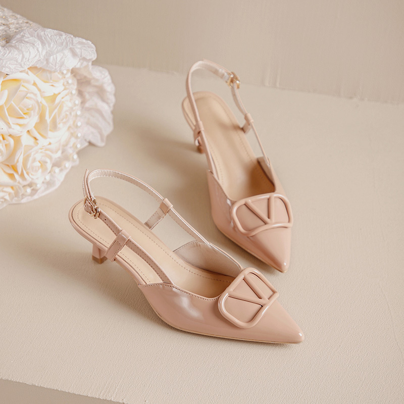 【高定版】细跟中跟V扣气质尖头