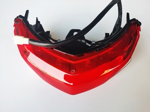 雅马哈 赛鹰125 JYM125T后刹车灯GT后转向灯尾灯总成后尾灯中心盖