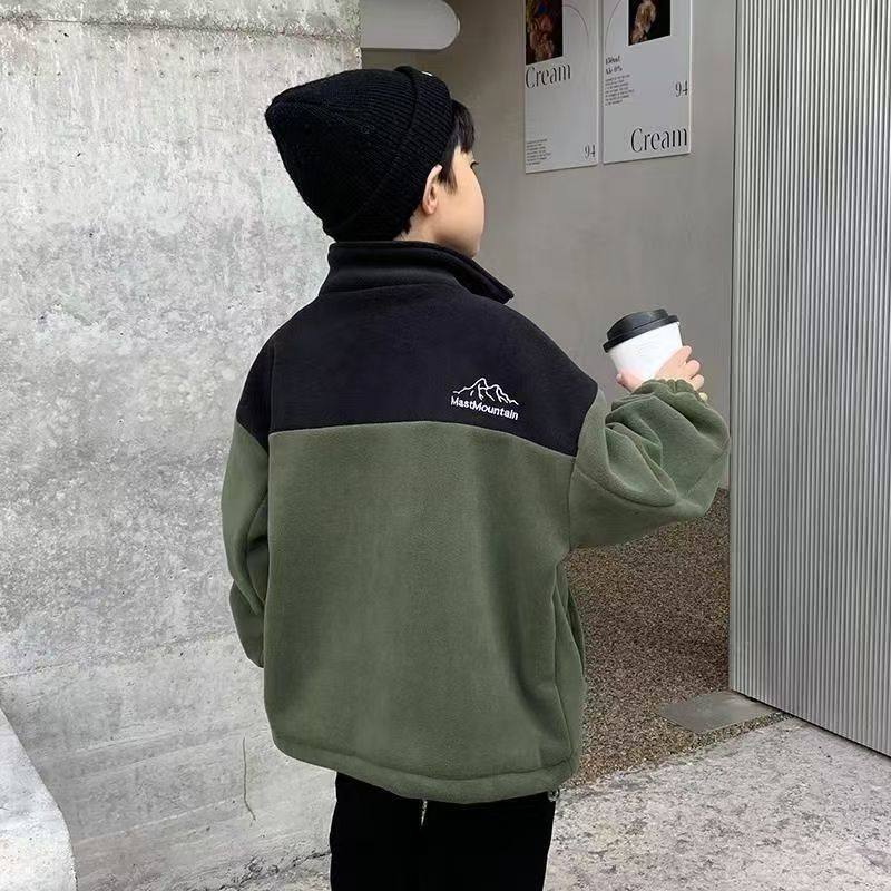 童装秋冬男童加绒加厚立领外套撞色拼接儿童时尚休闲开衫保暖夹克