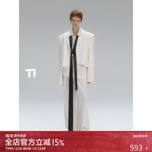 启世录TIWILLTANG“希御漫际”短款时尚都市雅痞显高西装套装