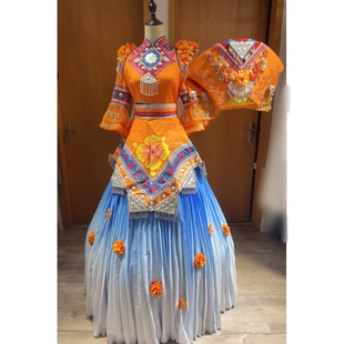 广西壮族黄色少数民族唱歌独唱舞蹈景区演出56个少数民族服装租赁