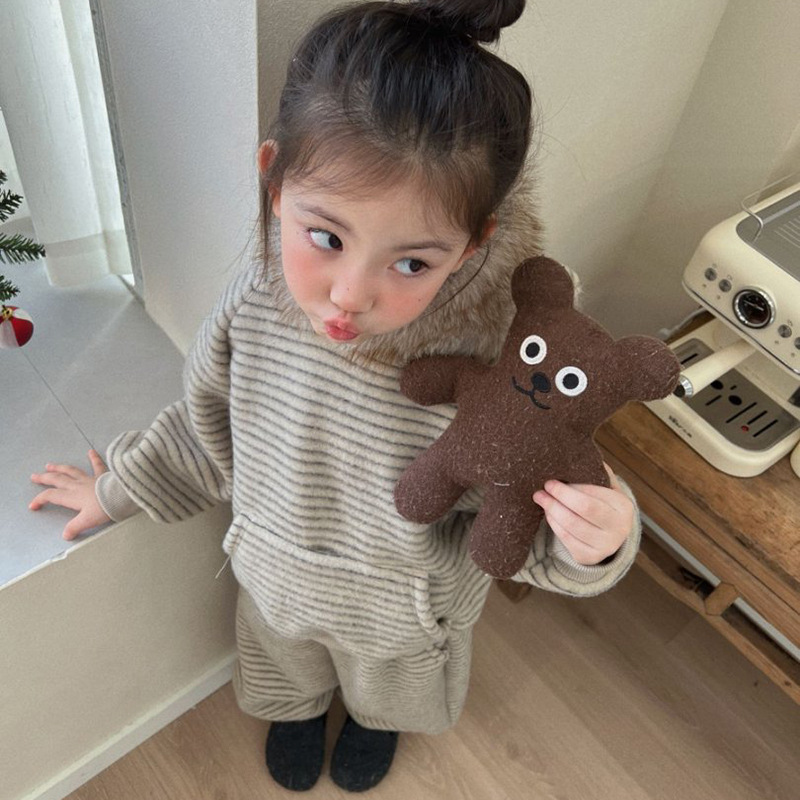 GLP KISS韩系童装冬季新女童休闲条纹加绒毛绒连帽卫衣卫裤套装潮