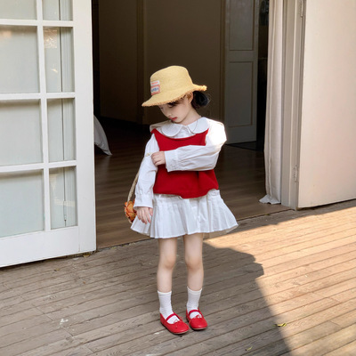 女童洋气时尚毛线背心+衬衫