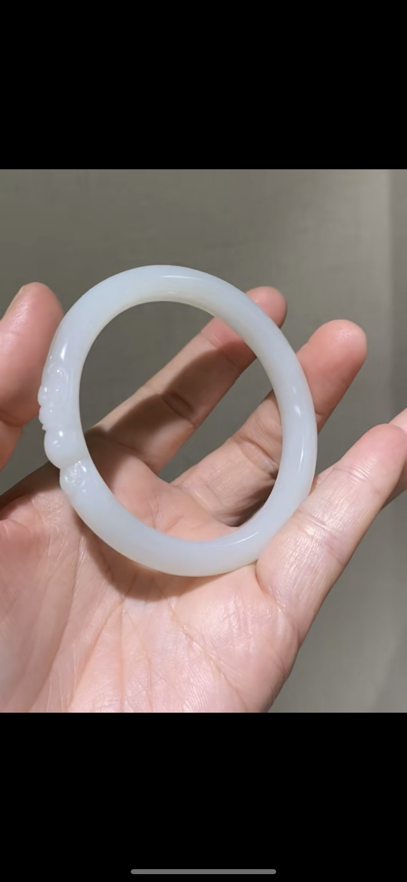 天然正品新疆和田籽料 双龙戏珠手镯 美人镯56mm带证书全检可传家