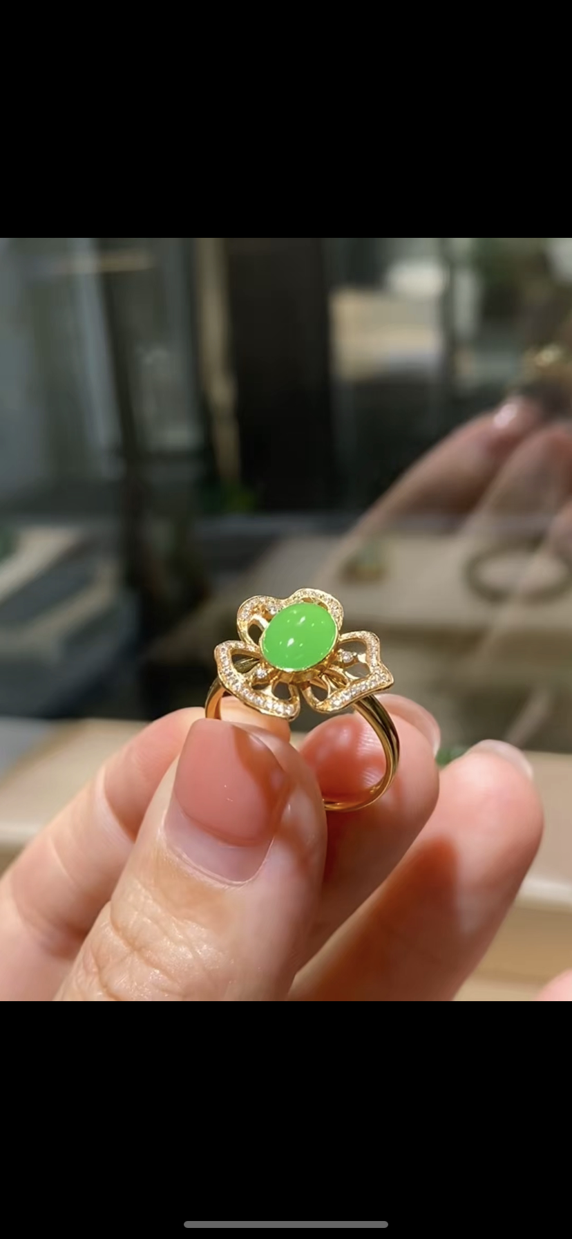 天然高品质和田玉碧玉 苹果绿 戒指 18k重工 正品证书二十年老店图片